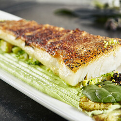 Золотистый палтус с брокколи