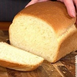 Горячий хлеб с хрустящей корочкой