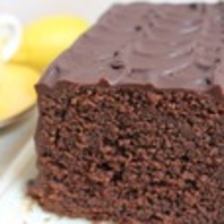 Шоколадный кекс на минералке