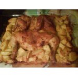 Картофель с курицей в духовке