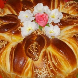 Болгарский хлеб погача из шести слоев