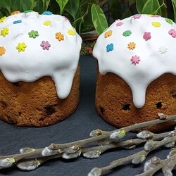 Творожный пасхальный кулич с вяленой клюквой