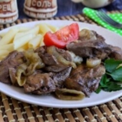 Куриная печень с луком в мультиварке
