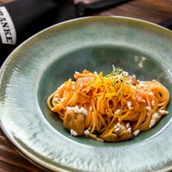 Паста з білими грибами і сиром - рецепт Євгена Клопотенка