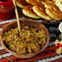 Капуста з грибами