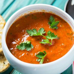 Суп гаспачо з запечених овочів: рецепт Євгена Клопотенка