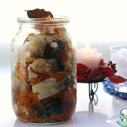 Скумбрия в банке