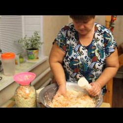 Хороша закуска! - Квашена капустка!