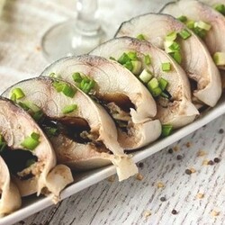 7 способов быстро и вкусно засолить скумбрию в домашних условиях