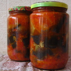 Баклажаны с томатом по-гречески