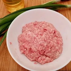 Что добавить в фарш для люля-кебаб, чтобы он не падал с шампура: кавказский секрет