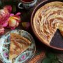 Карамельный яблочный пирог "Роза"