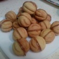 "Орешки" со сгущенкой