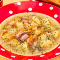 Гороховый суп с копченостями