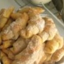 Рулетики из творожного теста с повидлом