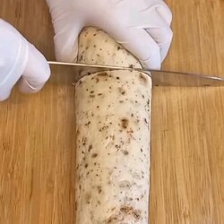 Рулет из кальмара.