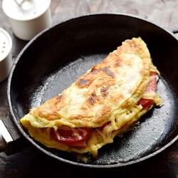 Завтрак из лаваша и яиц