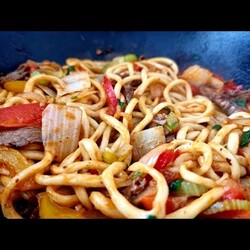 УЙГУРСКИЙ ЖАРЕНЫЙ ЛАГМАН. Чайхана Узбечка