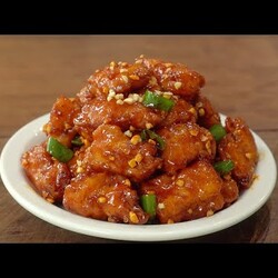 Сладкая и острая корейская курица :: Лучшие рецепты корейской курицы :: хрустящая курица с вырезкой