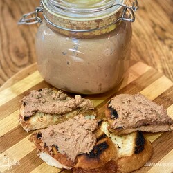 Как приготовить Домашний паштет из куриной печени на тостах