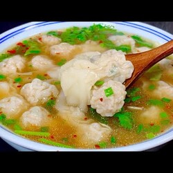 福建人做的餛飩為什麼那麼好吃？原來調餡和湯汁有訣竅，肉嫩湯鮮！【阿朝哥美食】#餛飩做法