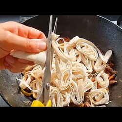 Для тех кто не любит возиться с Тестом. Когда хочется Вкусно и Сытно, готовлю это блюдо