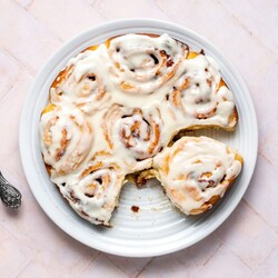 Cinnamon Roll Icing Without Powdered Sugar | One Dollar Kitchen