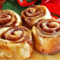 ЛЕГКИЕ БУЛОЧКИ С КОРИЦЕЙ