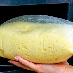 Don’t waste your time, just put the bag with the dough into the microwave oven. A “stolen” trick!
