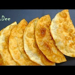 Чебуреки: САМЫЙ простой и удачный рецепт теста на чебуреки! Сочные, хрустящие и пузырчатые чебуреки!