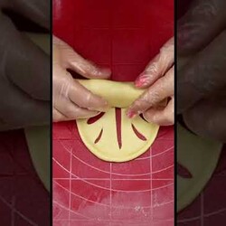 Булочки с яблоками