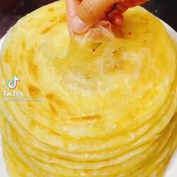 Pin by Красивые вещи -это просто on Тесто [Video] | Recipes, Food garnishes, Yummy food
