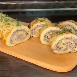 Картофельный рулет с мясной начинкой!