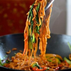 сотни аутентичных блюд китайской кухни.