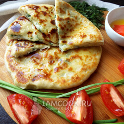 Хачапури с сыром и зеленью — рецепт с фото