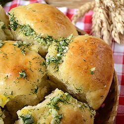 Вкуснейшие пампушки с чесноком к борщу - традиционный рецепт с пошаговыми фото