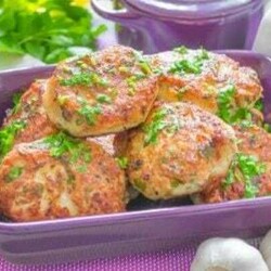 Диетические котлеты в духовке - рецепт приготовления с фото и видео