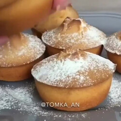 Ароматные лимонные кексыАроматную лимонную выпечку с нежнейшей текстурой хотите?