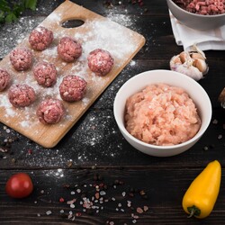 Как превратить горсточку фарша в гору вкуснейших котлет: 5 секретов от повара времен перестройки