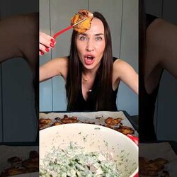 Вкус детства. Салат с печеной картошкой.