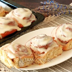 Булочки Синабон с корицей и сливочным кремом — рецепт с фото
