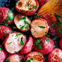 Едим жареный редис