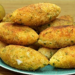 Wenn Sie 3 Kartoffeln und Reis haben.Kein Mehl.Bereiten Sie dieses einfache und köstliche Gericht zu