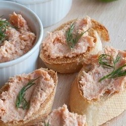 РЕЦЕПТ МАМА «ПРИНЕСЛА» ИЗ ГОСТЕЙ МНОГО ЛЕТ НАЗАД, И ТЕПЕРЬ ЭТОТ ПАШТЕТИК У НАС ОЧЕНЬ ЧАСТО! ЭТО САМЫЙ ВКУСНЫЙ ПАШТЕТ ИЗ ВСЕХ, КОТОРЫЕ Я ПРОБОВАЛА!