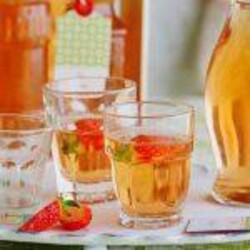 6 рецептов простых настоек, за которые меня хвалит вся родня