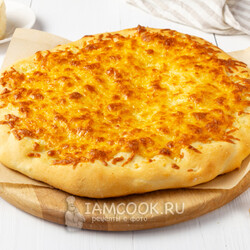 Лепешка с сыром и чесноком — рецепт с фото