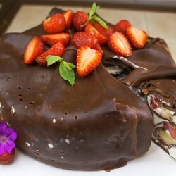 Торт шоколадно-блинный