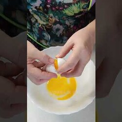 Приготовила десерт из жареных бананов по знаменитому рецепту.