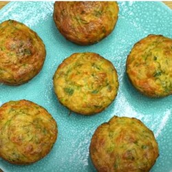 1 кабачок, 1 картошка. Почему я никогда не ела вкусную пышную запеканку из кабачков?