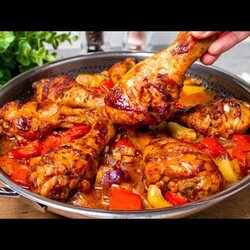 So leckere Hähnchenkeulen hast du noch nie gegessen! Günstig, schnell und unglaublich lecker!